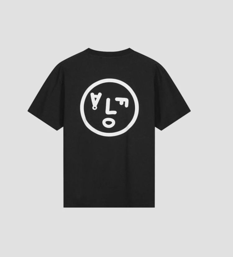 face tee black 